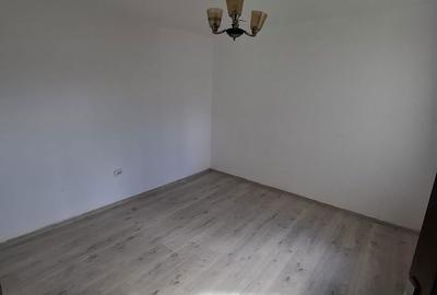 Apartament cu 3 camere în Central - 12