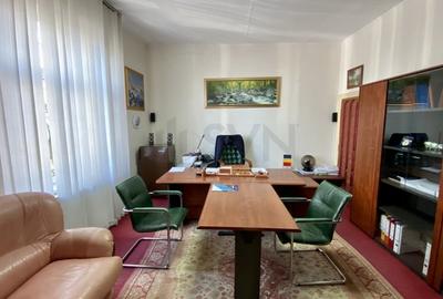 Casă individuală cu 16 camere cu Canalizare în Calea Călărașilor - 2