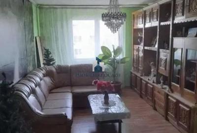 Vanzare Apartament 3 Camere Decomandat Berceni