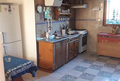 Casă în Mihăești - 2