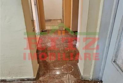Apartament cu 3 camere decomandat în Central - 1