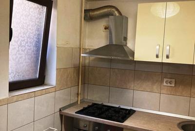 Metrou 1 Decembrie 1918 - 3