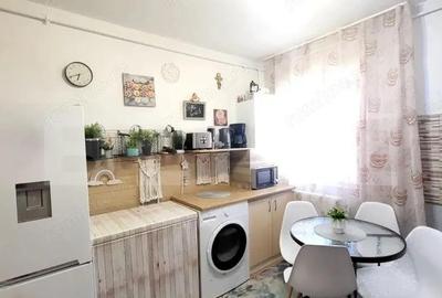 Apartament cu 3 camere decomandat în Central - 4
