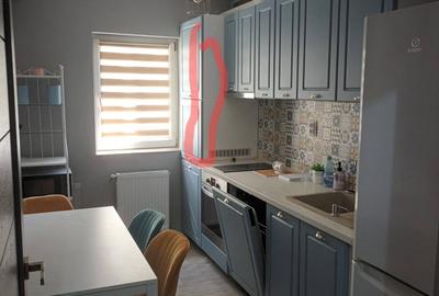 Apartament cu 2 camere decomandat în Tăuți - 2