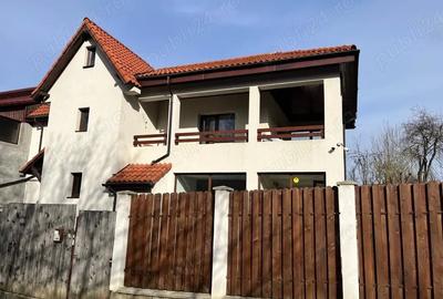 Casă cu Teren 572 Mp în Satulung - 2