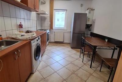 Apartament cu 3 camere decomandat, mobilat în Răcădău - 12