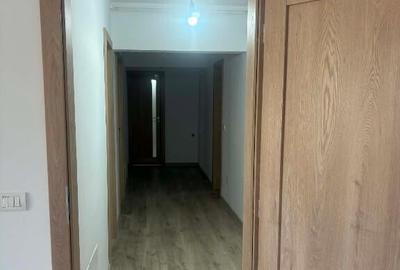 Apartament cu 3 camere decomandat în Județean - 14