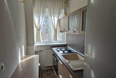 Apartament cu 2 camere nedecomandat, mobilat în Circumvalațiunii - 2