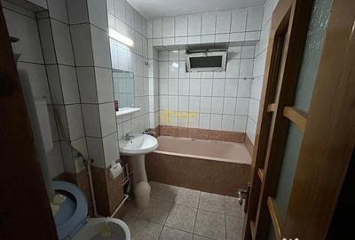 Apartament cu 4 camere semidecomandat în Cug - 7