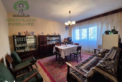 Apartament cu 4 camere decomandat în Dacia - 1