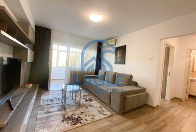 Apartament cu 3 camere semidecomandat, mobilat în Faleza Nord