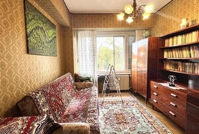 APARTAMENT CU 3 CAMERE | DE INCHIRIAT | PIATA 1 DECEMBRIE - 4