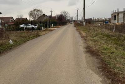 Teren Construcții intravilan de 600 mp, în 1 Decembrie - 17
