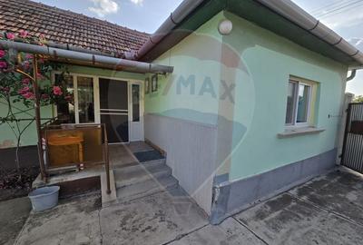 Casă cu 5 camere cu Teren 1233 Mp în Vest - 5