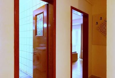 Sector 3 - Unirii apartament 2 camere decomandat et 1/4 bloc 1996 - 16