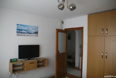 Inchiriez apartament 3 camere Tomis Nord - 1