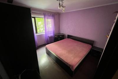 Apartament cu 3 camere decomandat în Apusului - 3