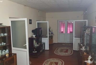 Vand casa din caramida in zona centrala, in ora? INSURA?EI, JUD. BRAILA - 5