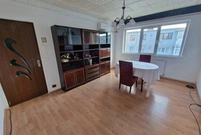 Apartament cu 2 camere la etajul 4 - 1