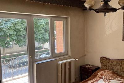 Tomis Nord-Tulcica, apartament cu 3 camere decomandat etajul 1 - 8