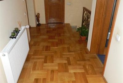 Casa de vanzare, 6 camere, teren 900 mp, Europa - 16