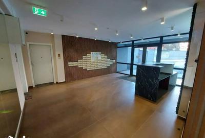 Apartament cu 2 camere decomandat, mobilat în Centrul Civic