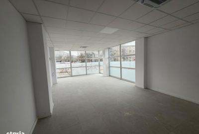 Spațiu comercial, de 52.5 mp, în Nufărul - 1