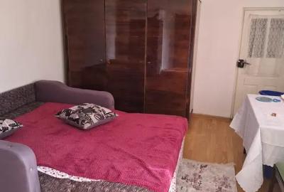 Teren de 200 mp, în Prisecani - 3