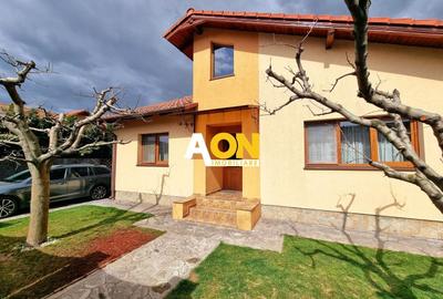 Casă individuală cu 3 camere cu Canalizare în Cetate - 1