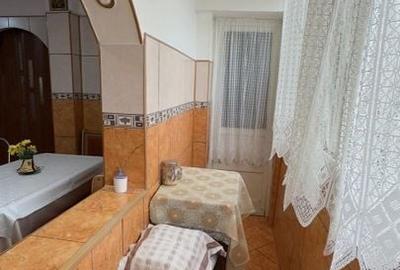 Apartament 3 camere mobilat  aleea Baiut - 32