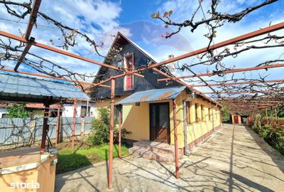 Casă cu 3 camere cu Teren 2254 Mp în Mănăstirea Cașin - 12