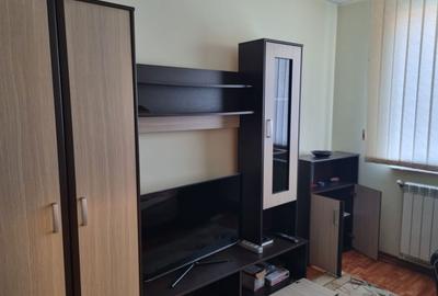 Apartament cu 2 camere decomandat în Precista - 2
