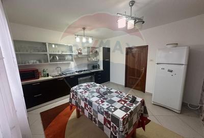 Casă spațioasă 6 camere, 2 băi, garaj spatios și terasă /0% comision - 23