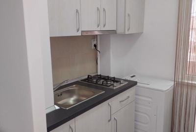Garsonieră decomandată în Exercițiu - 3