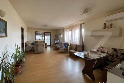 Casă cu 4 camere cu Teren 500 Mp în Urseni