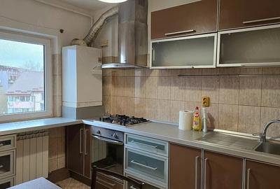 Apartament cu 2 camere decomandat în Decebal - 11