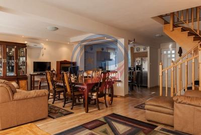 Vila superba cu cinci camere zona centrala - 13