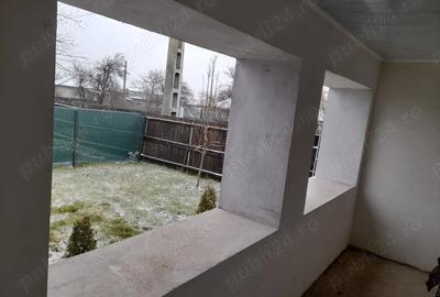 Casă cu 2 camere în Nenișori - 3