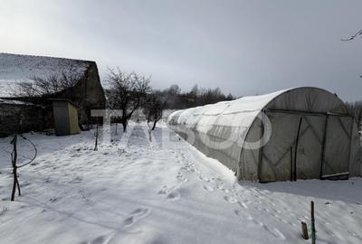 Casă cu 3 camere cu Teren 1293 Mp în Perșani - 2