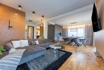 Casă cu 4 camere în Central