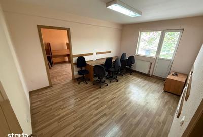 Apartament cu 2 camere semidecomandat în Orașul Vechi