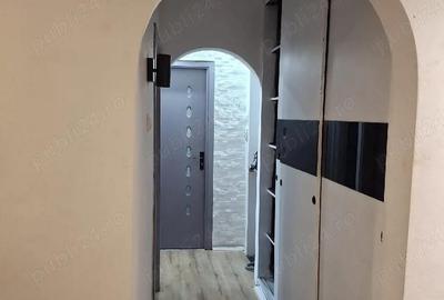 Apartament cu 3 camere decomandat în Aradului - 4