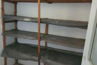 Casă cu 2 camere cu Teren 284 Mp în Orașul Vechi