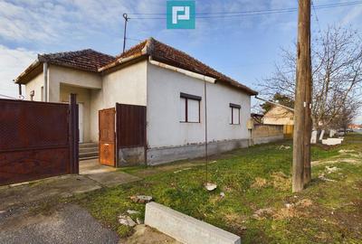 Casa cu 4 camere + anexe in ?ofronea - 3