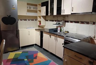 Apartament cu 3 camere decomandat în Florești - 1