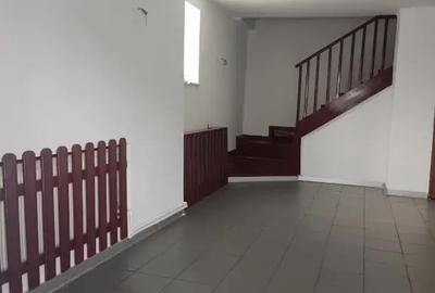 Casă cu 3 camere cu Teren 350 Mp în Orașul Vechi