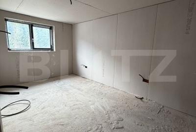 Casă cu 7 camere cu Teren 950 Mp în Central - 16