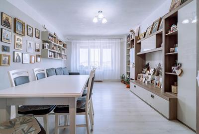 Apartament cu 4 camere decomandat, mobilat în Valenta - 1
