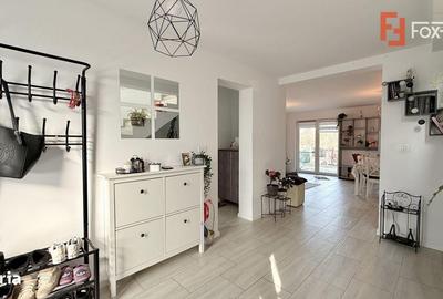 Casă cu 4 camere cu Teren 250 Mp în Săcălaz