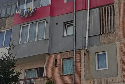 Garsonieră decomandată în Central - 6